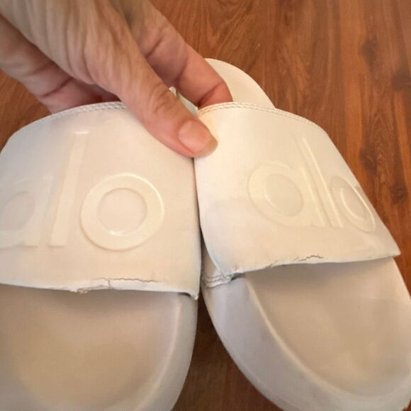 Alo white slides 9 sandals shoes - Picture 2 of 6